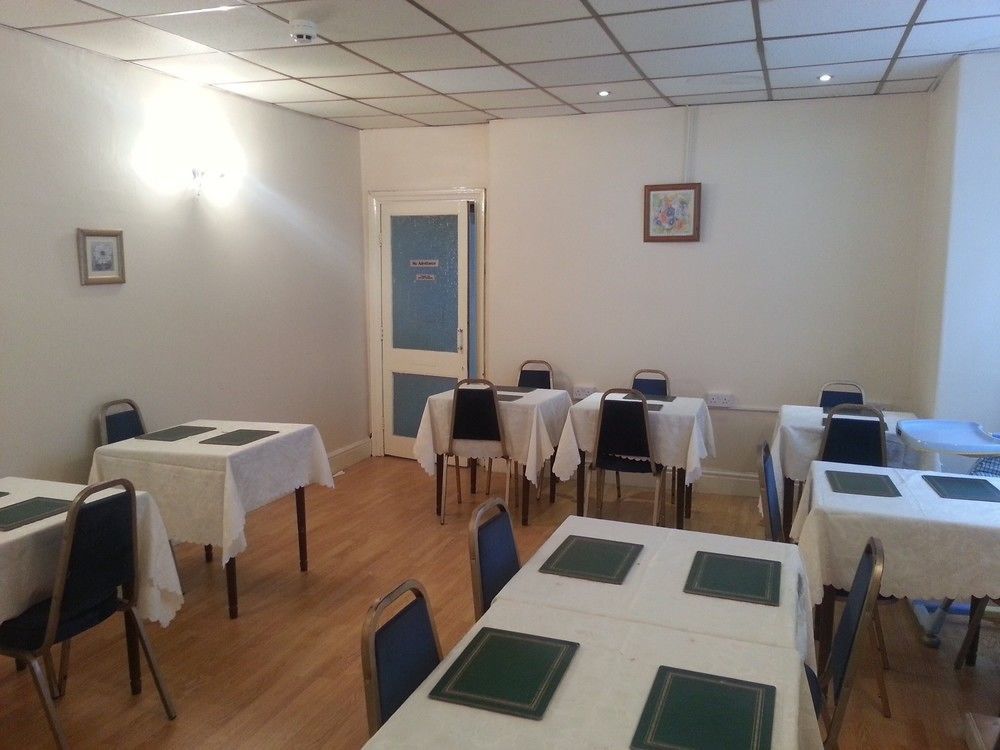 Uk Travel & Hospitality Ltd Ta Canberra Hotel Blackpool Exterior foto